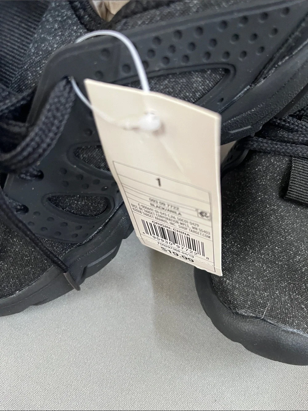 Casual Black kids size 1 Knit Sneakers - cat n Jack